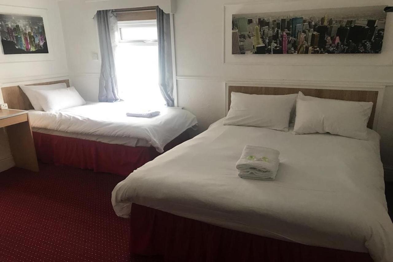Oyo Maggie Jones Guest House Cardiff Kültér fotó