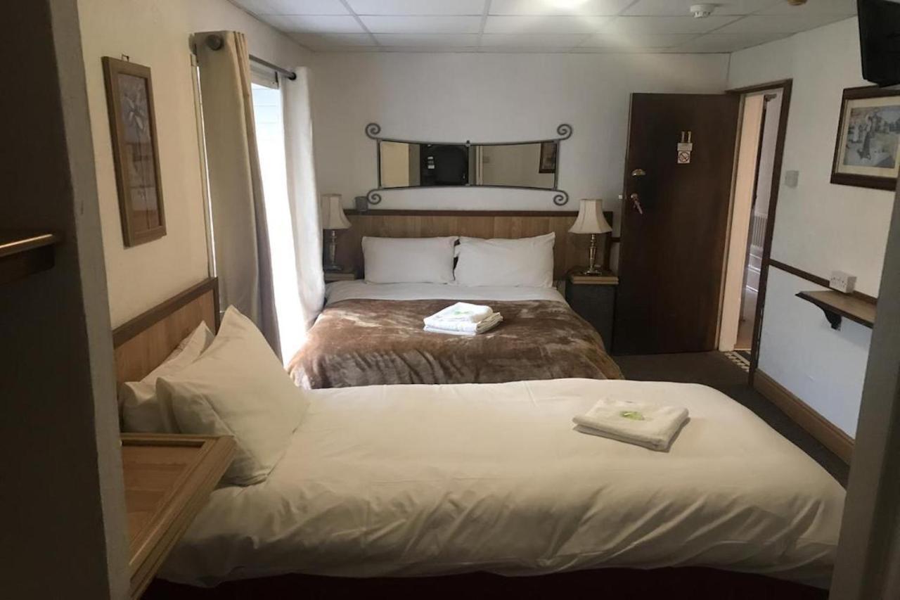 Oyo Maggie Jones Guest House Cardiff Kültér fotó